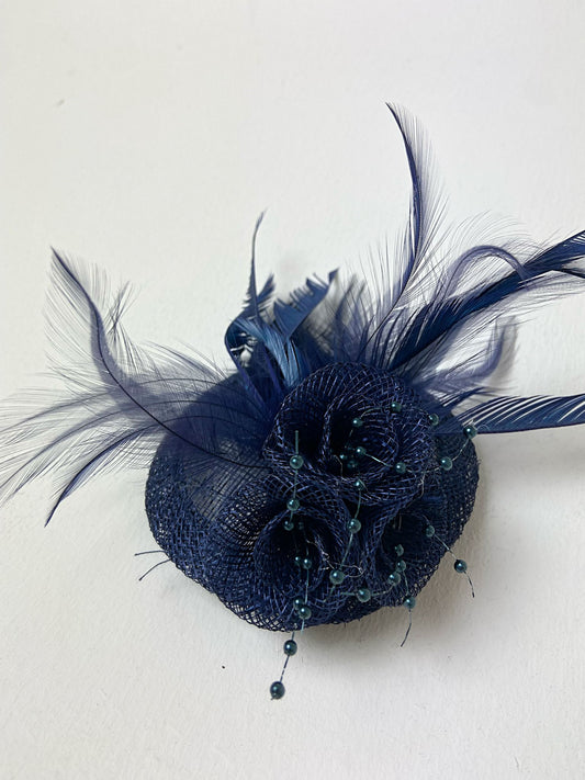 Mini Feather and Pearl Detail Fascinator