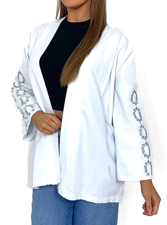 Embroidered Detail Oversized Kimono