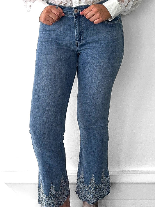 Scalloped Hem Embroidered Jeans