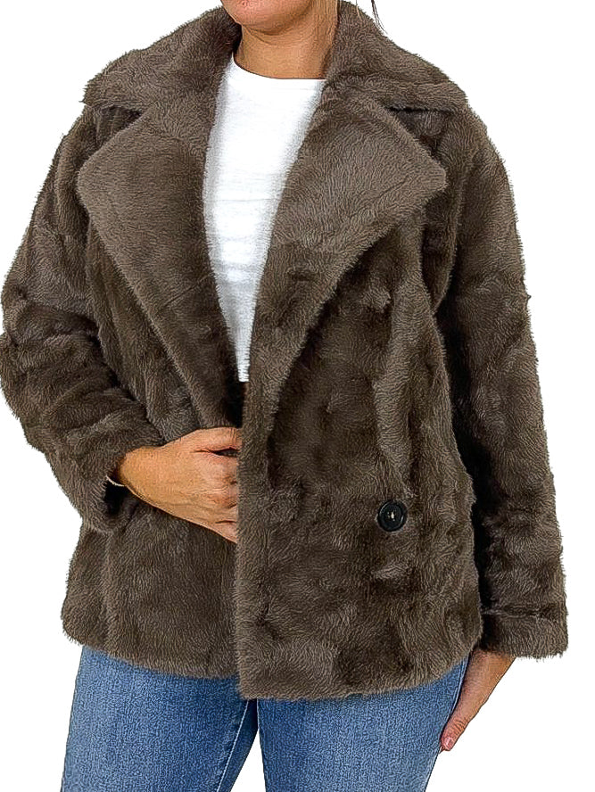 Loose Fit Faux Fur Jacket