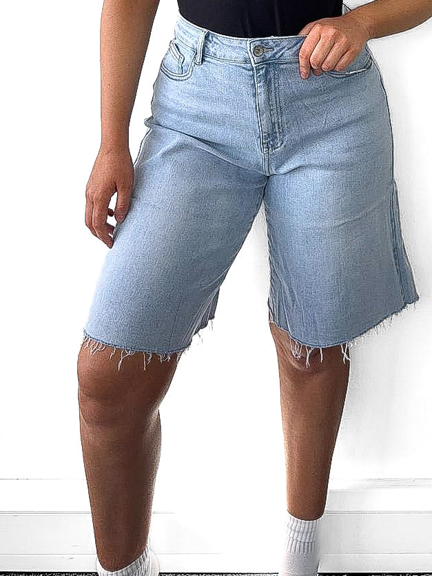 Stretch Loose Fit Denim Shorts