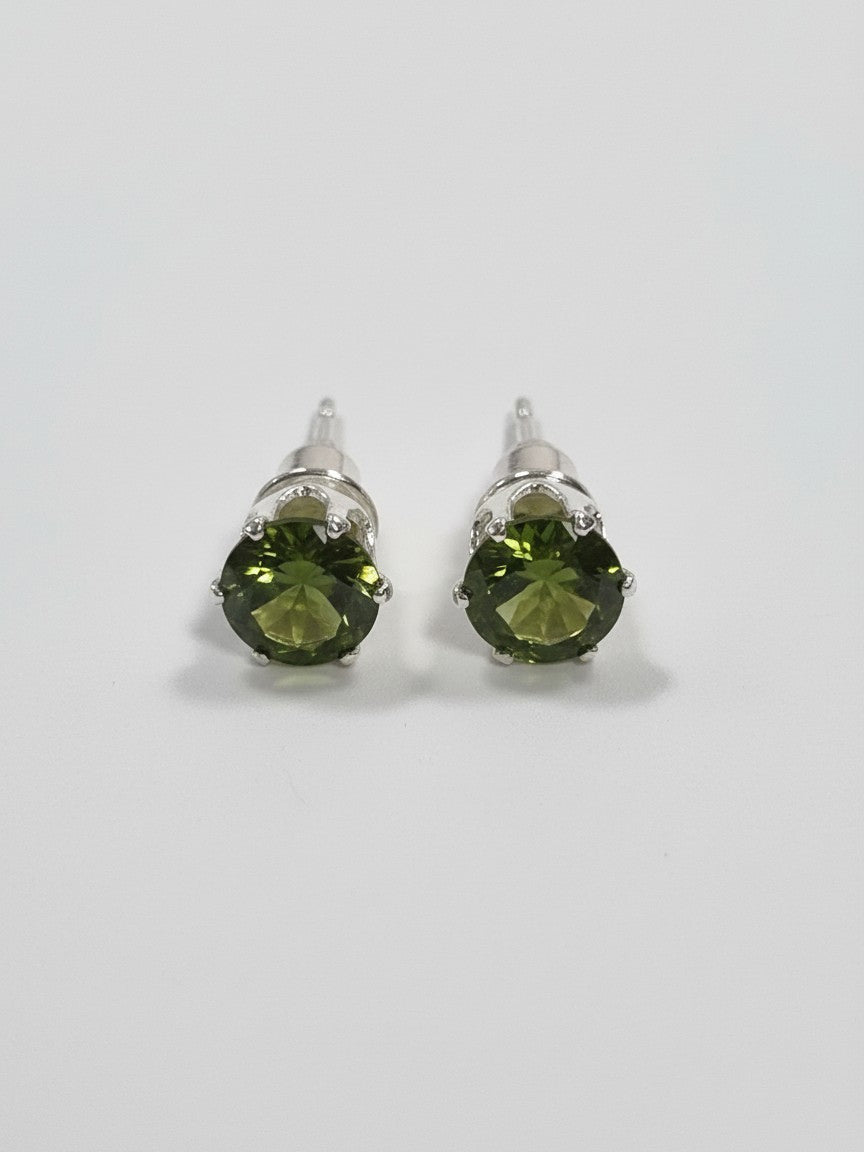 Stud Earrings (£2.99)