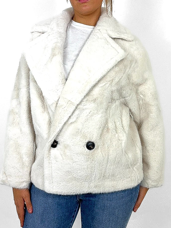 Loose Fit Faux Fur Jacket