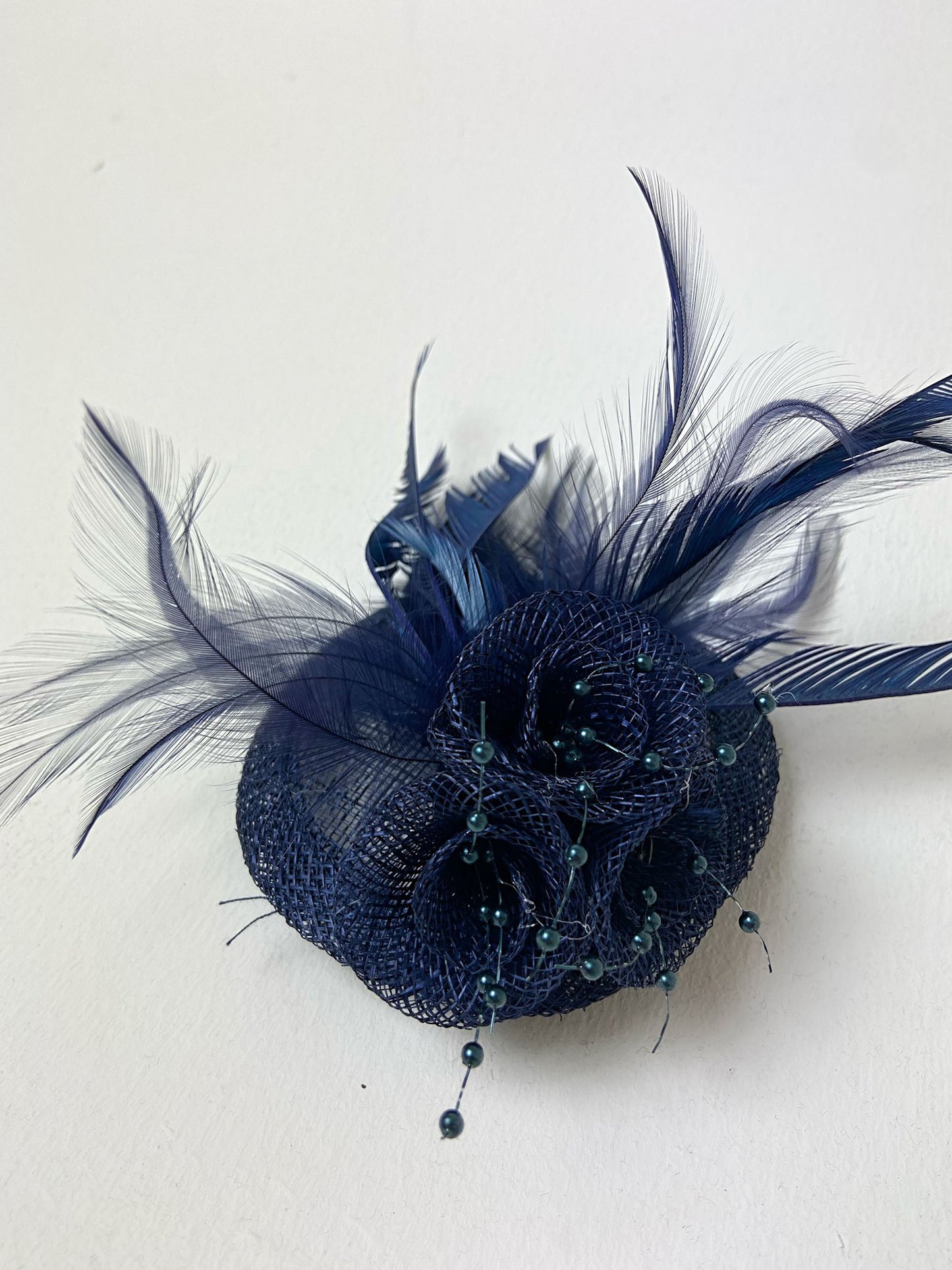 Mini Feather and Pearl Detail Fascinator