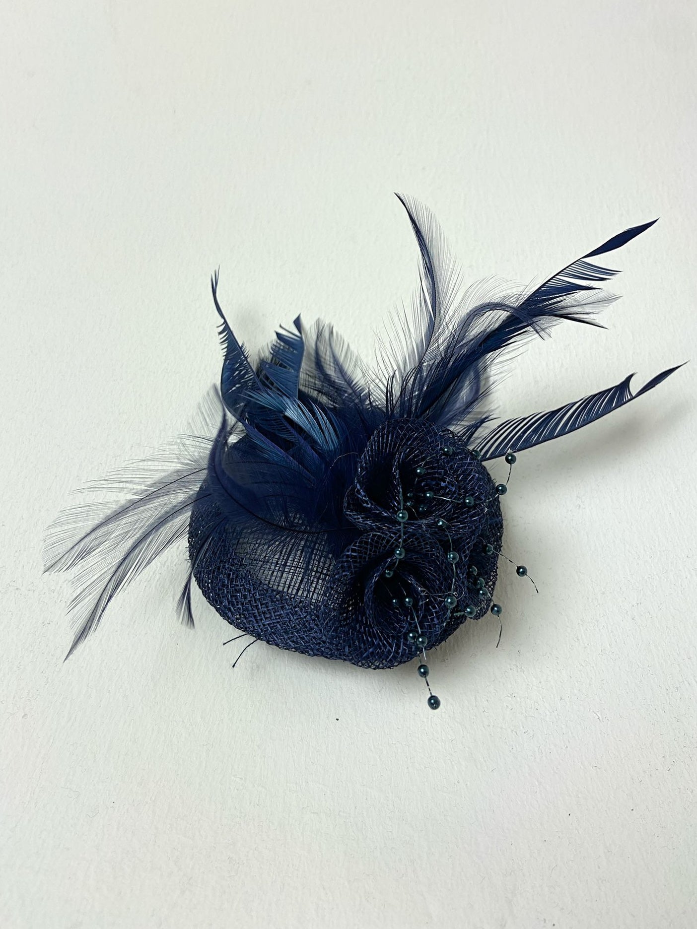 Mini Feather and Pearl Detail Fascinator