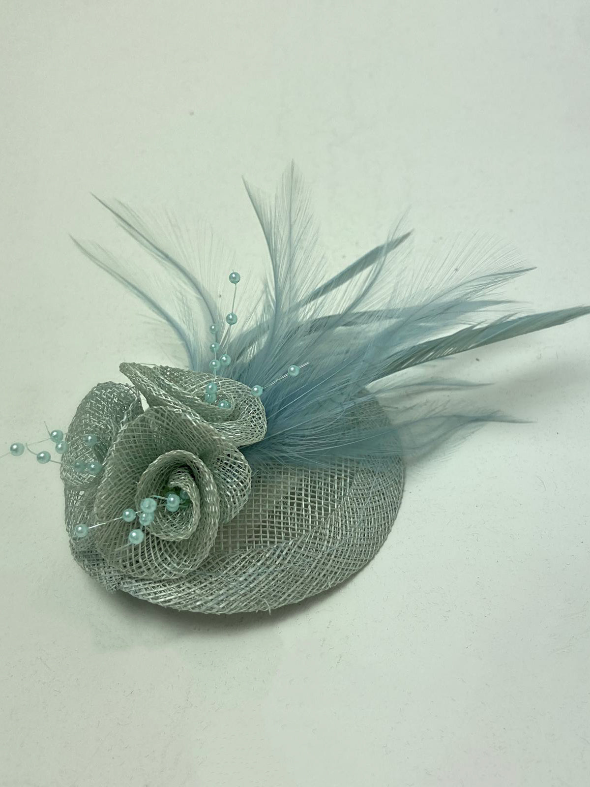 Mini Feather and Pearl Detail Fascinator